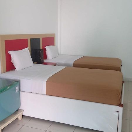 Hotel Asia Букиттинги Экстерьер фото