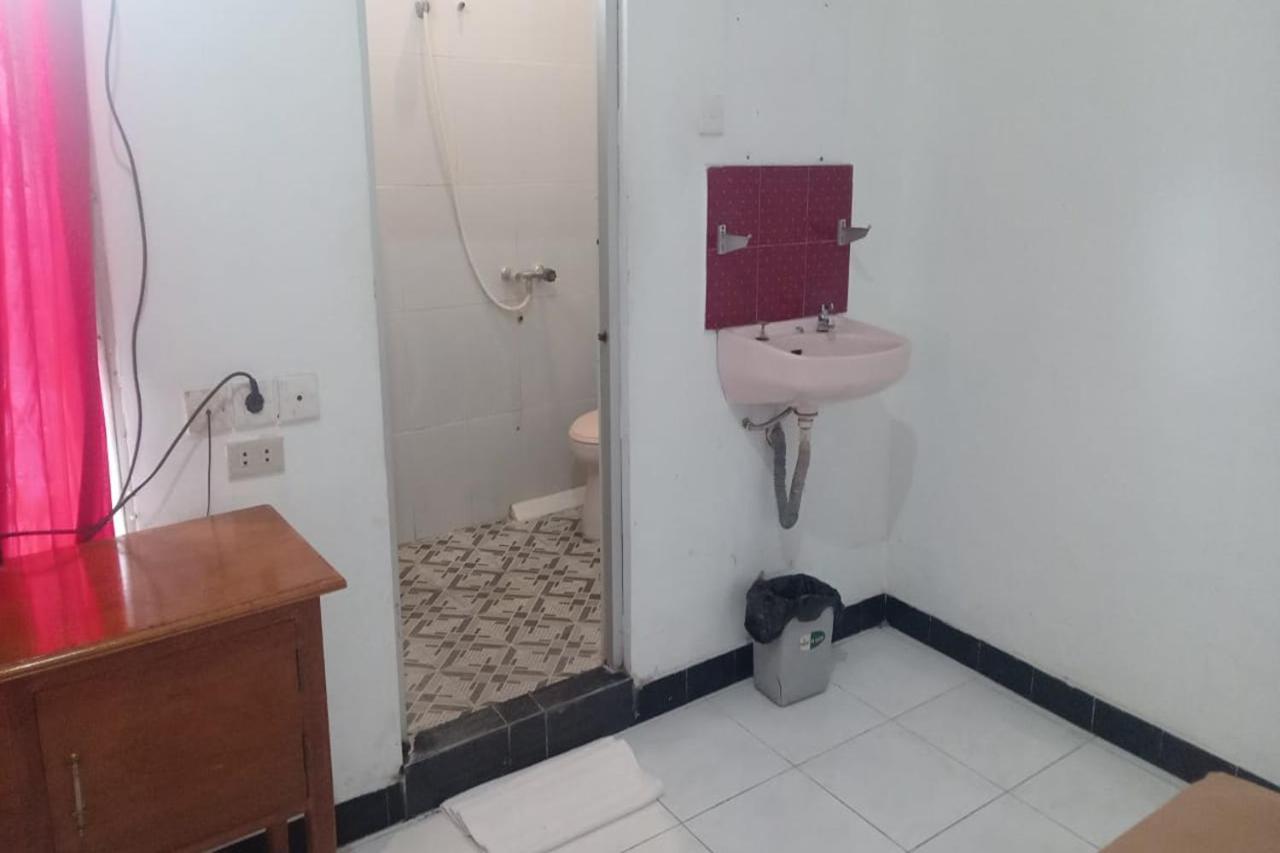 Hotel Asia Букиттинги Экстерьер фото