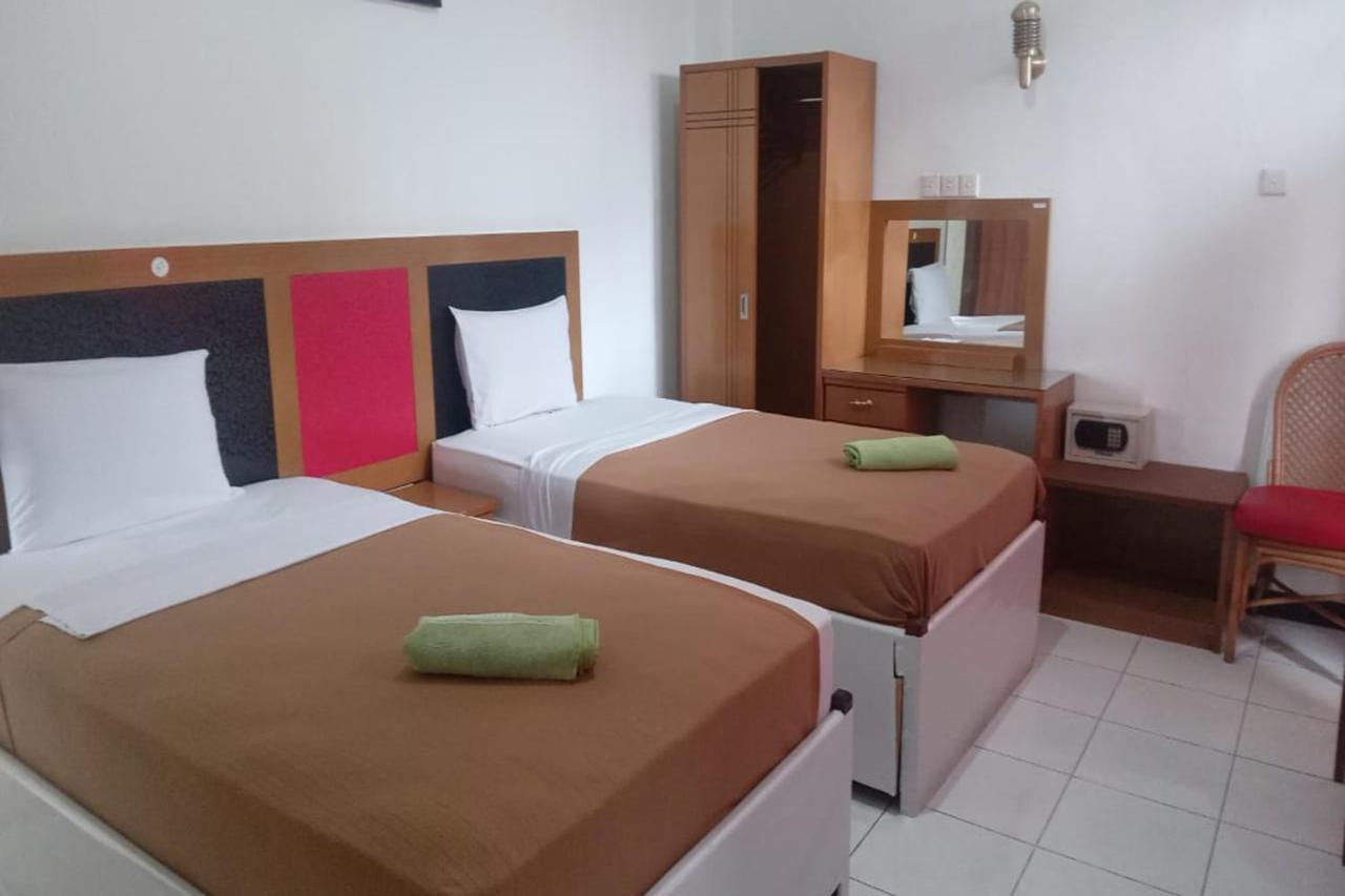 Hotel Asia Букиттинги Экстерьер фото