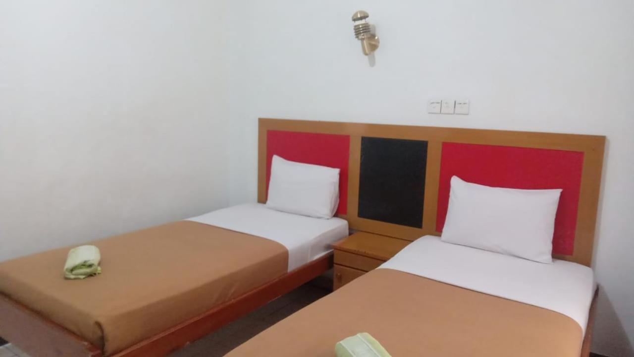 Hotel Asia Букиттинги Экстерьер фото