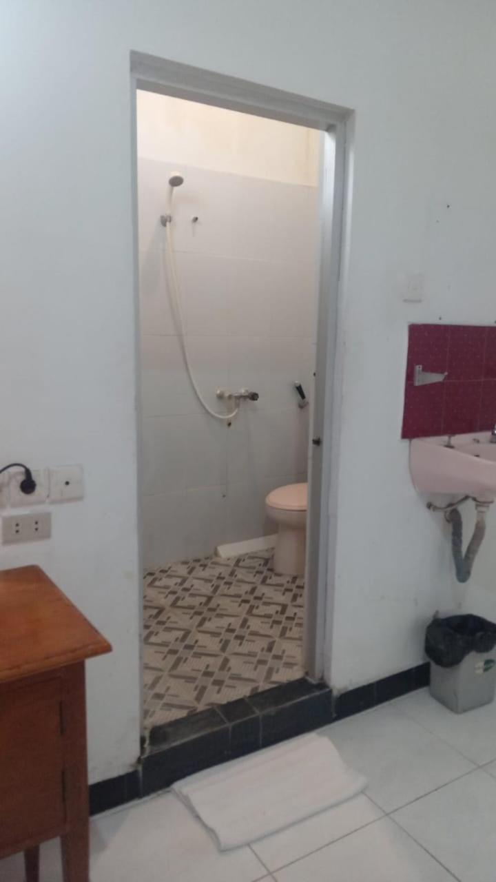 Hotel Asia Букиттинги Экстерьер фото