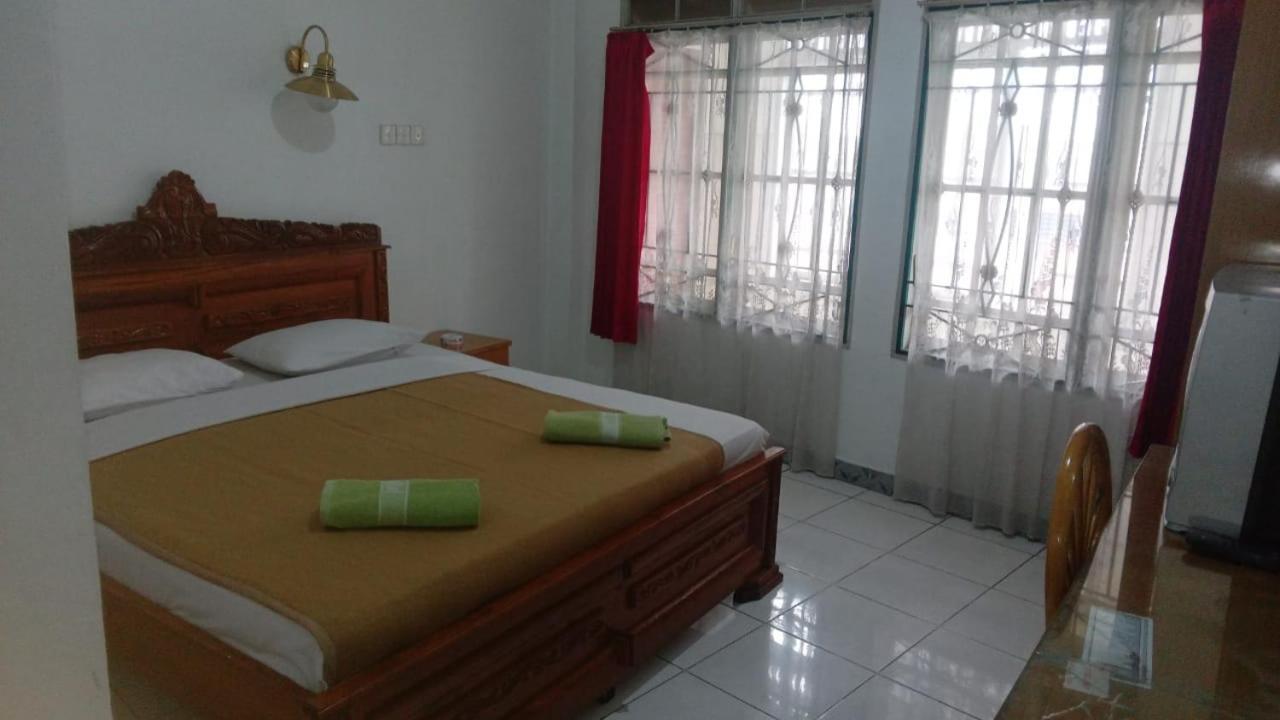 Hotel Asia Букиттинги Экстерьер фото